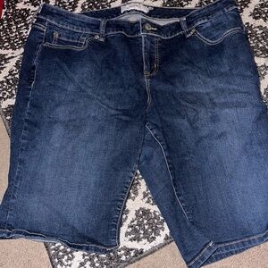Gently used Torrid size 18 Bermuda shorts.